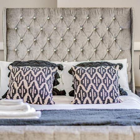 Boutique Apartments Bradford  Bagian luar foto